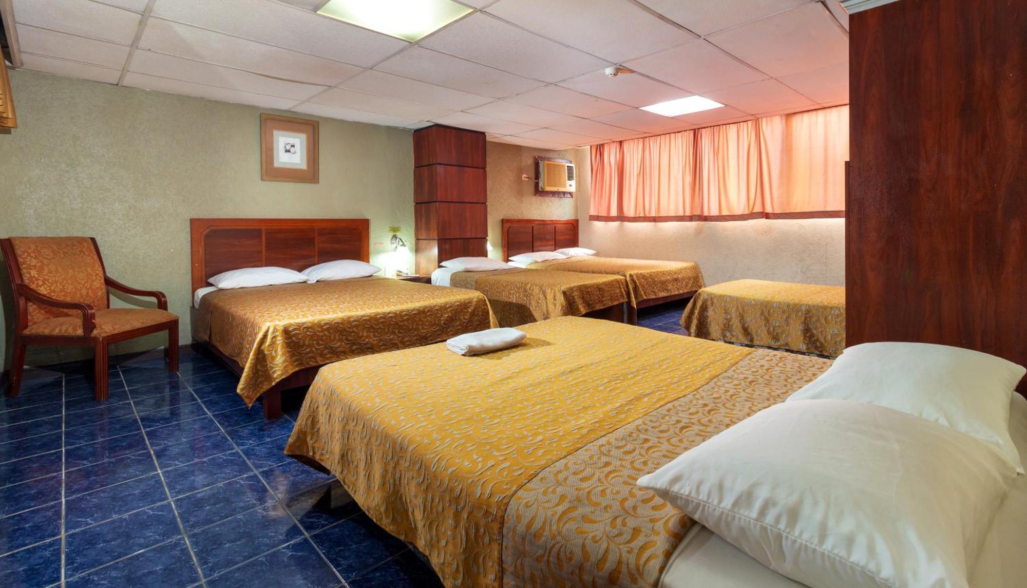 Hotel Malecon Inn Γκουαγιακίλ Εξωτερικό φωτογραφία