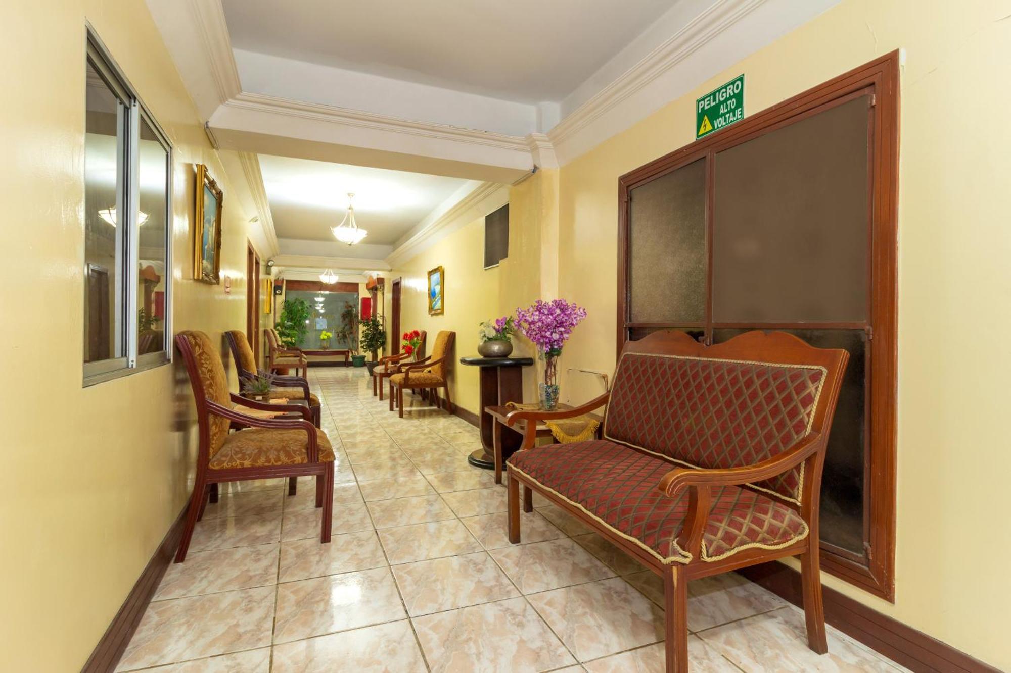 Hotel Malecon Inn Γκουαγιακίλ Εξωτερικό φωτογραφία