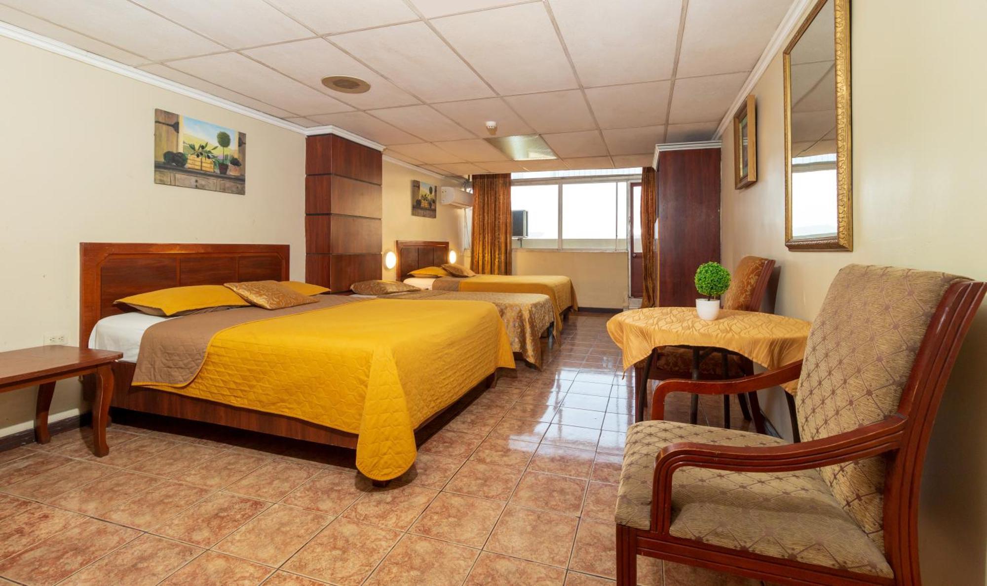 Hotel Malecon Inn Γκουαγιακίλ Εξωτερικό φωτογραφία