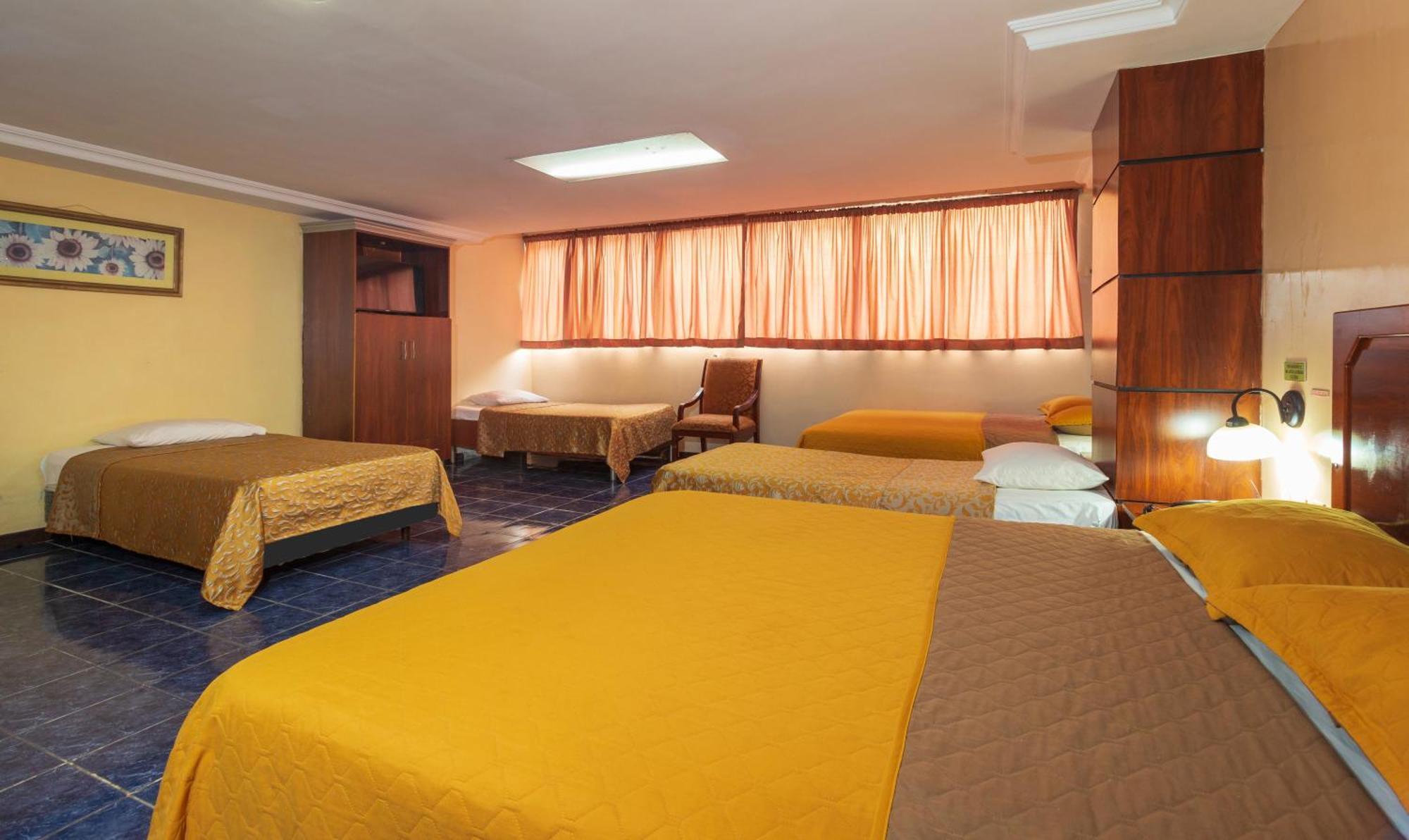 Hotel Malecon Inn Γκουαγιακίλ Εξωτερικό φωτογραφία