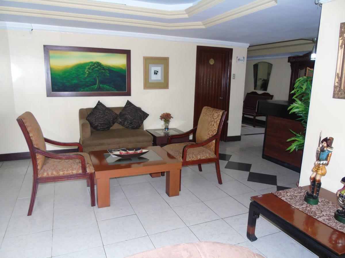 Hotel Malecon Inn Γκουαγιακίλ Εξωτερικό φωτογραφία