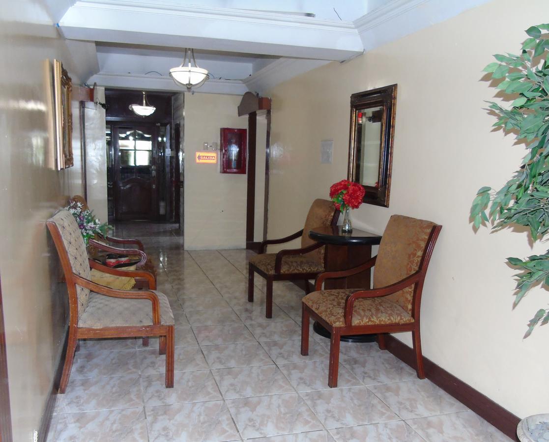 Hotel Malecon Inn Γκουαγιακίλ Εξωτερικό φωτογραφία